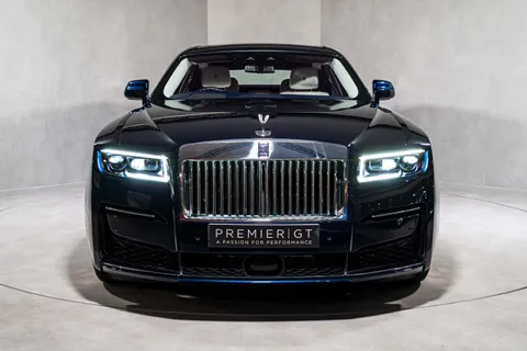Rolls-Royce Ghost — photo 2 of 74