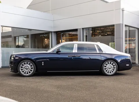 Rolls-Royce Phantom VIII EWB 4