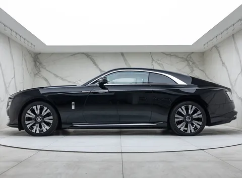 Rolls-Royce Spectre — photo 3 of 50