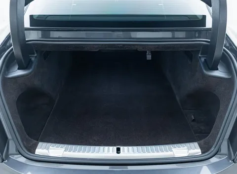 Rolls-Royce Spectre — photo 2 of 42