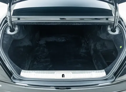 Rolls-Royce Wraith Black Badge — photo 2 of 35