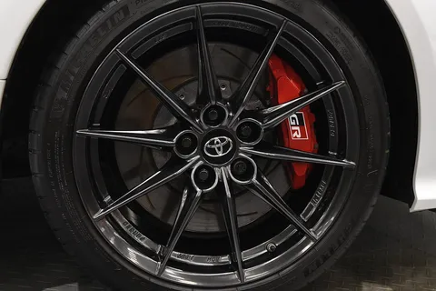 Toyota GR Yaris Circuit — photo 2 of 41
