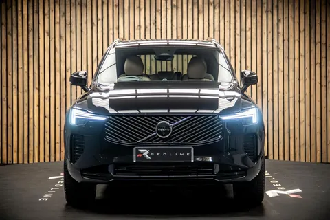 Volvo XC90 T8 Ultra Dark — photo 5 of 47